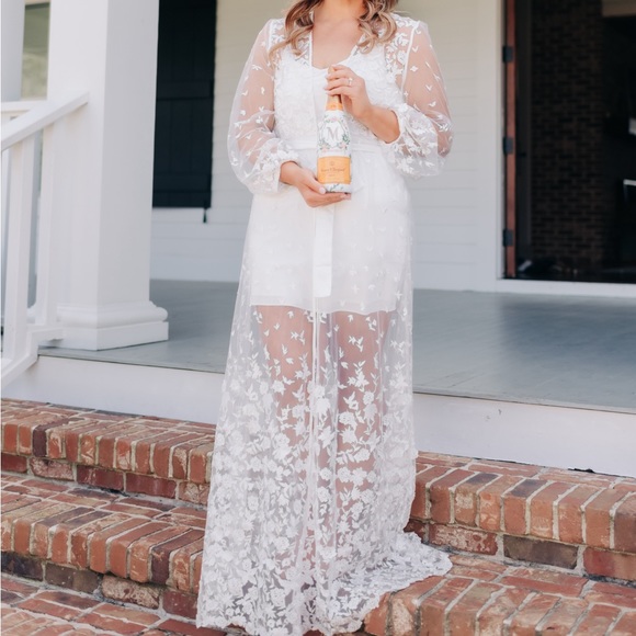 Floral Lace Bridal Robe + Satin Slip (Lé Rose Stories)